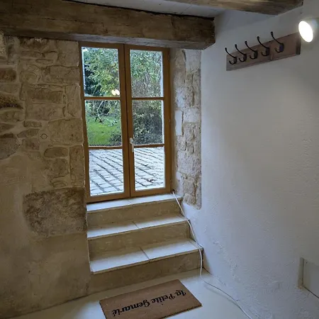 In Nanteuil-en-vallée Сasa de vacaciones