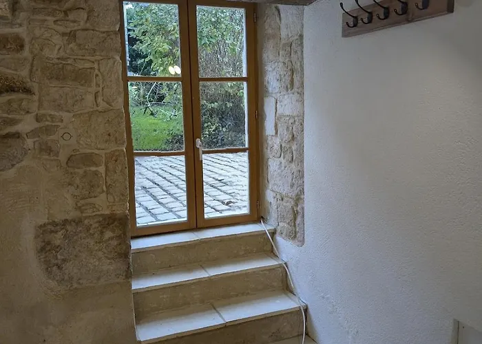 In Nanteuil-en-vallée Сasa de vacaciones